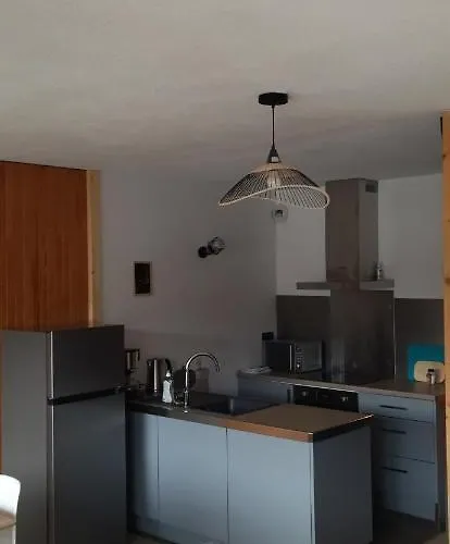 Studio Le Lacuzon Avec Piscine Exterieure Ouverte Seulement Au 1Er Aout Cause Travaux Et Tennis